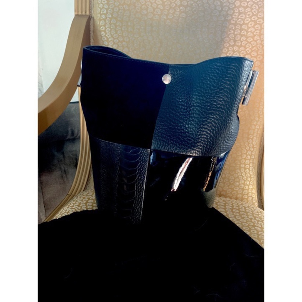 🍒 NWT Alexander Wang Genesis Leather Bucket Bag🍒 - Picture 1 of 8